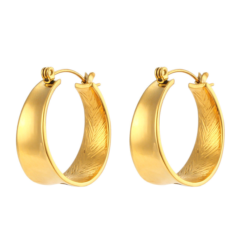 Geometric Gradient Size Gold Earrings